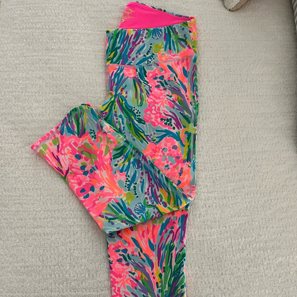 Lilly Pulitzer Luxletic Leggings EUC Size M